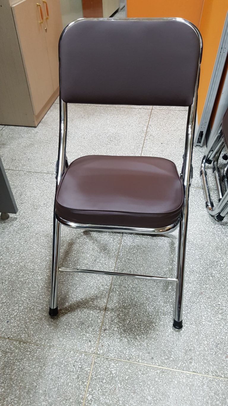 접이식의자(밤색}