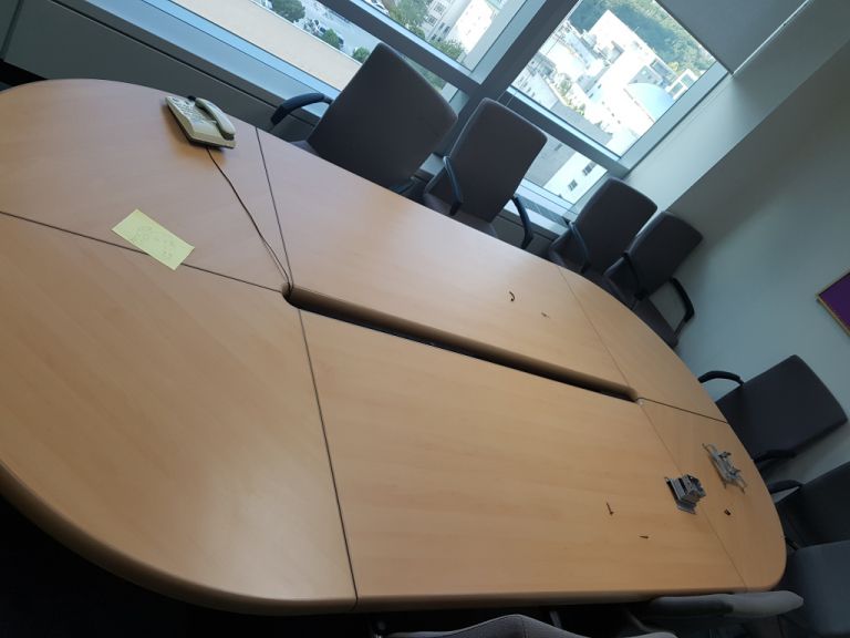 연결형회의용테이블