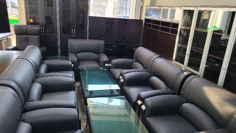 고급형 중역 쇼파 셋트 입니다.^^