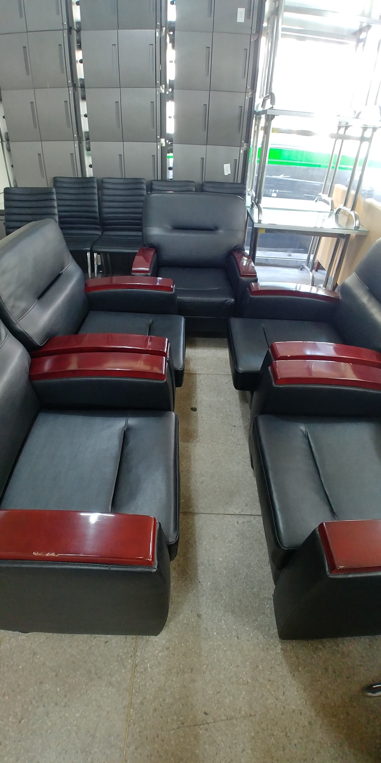 고급스런 중역 쇼파입니다^^